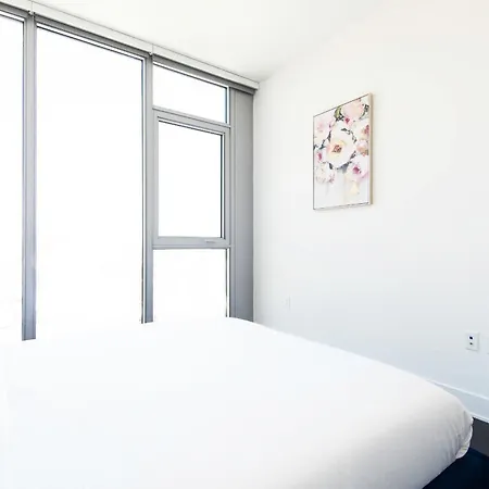 Sky-Rise Apartments Los Angeles Exterior photo